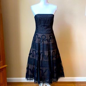 BCBGMaxazria black strapless